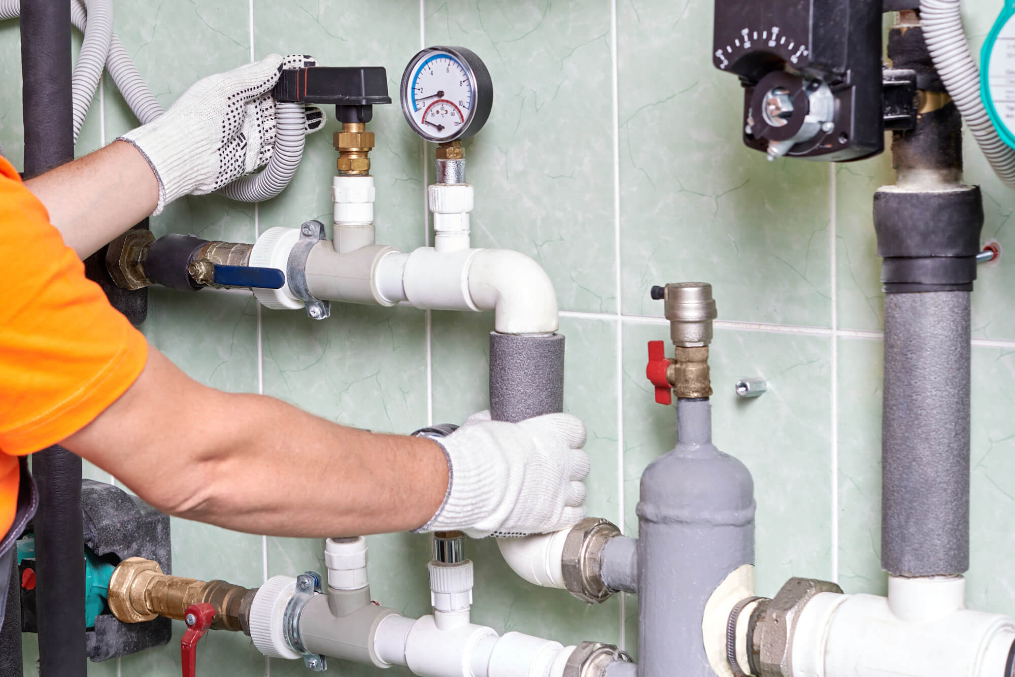 Difference between Residential and Commercial Plumbers 